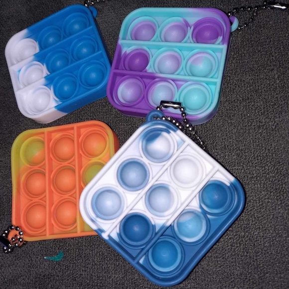 Pop it key chains - Picture 4 of 6